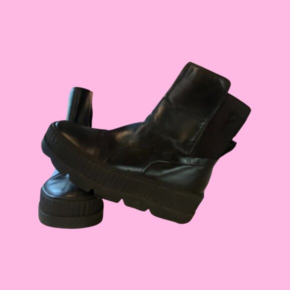 Puma x FENTY Black Chelsea Boots - Picture 1 of 5